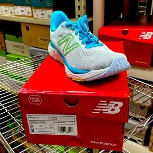 New Balance women’s 880 running Teal Lime 9 B